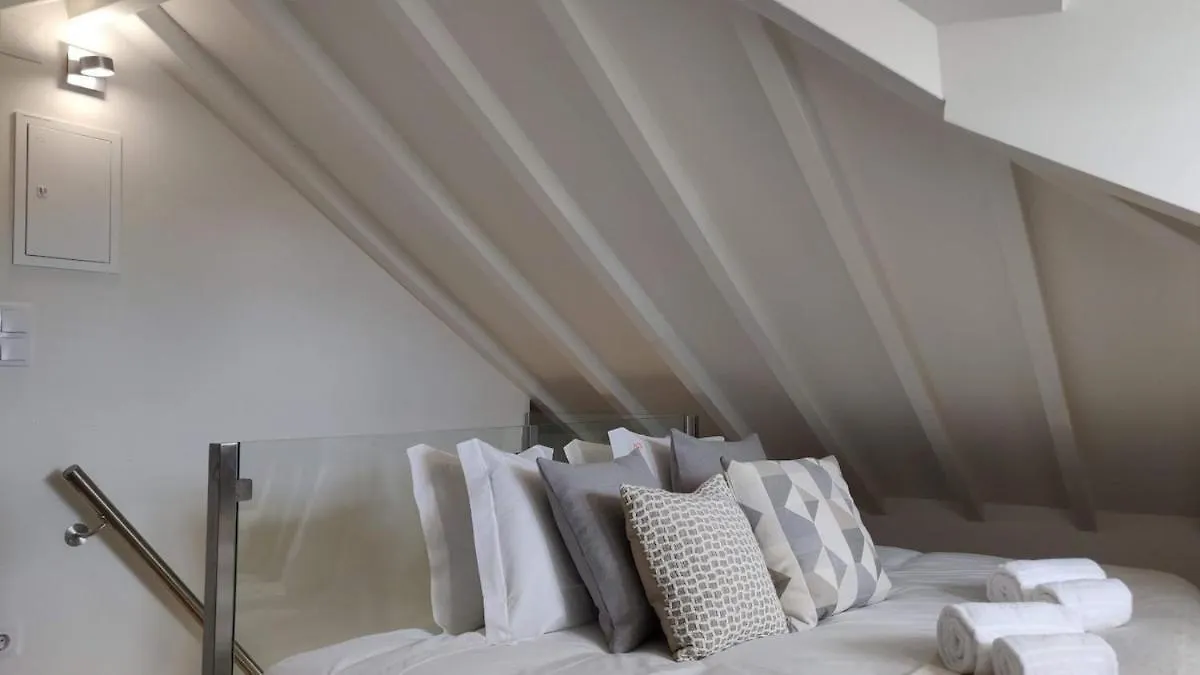 Tejo Riverside Chill Duplex Apartment Lisbon