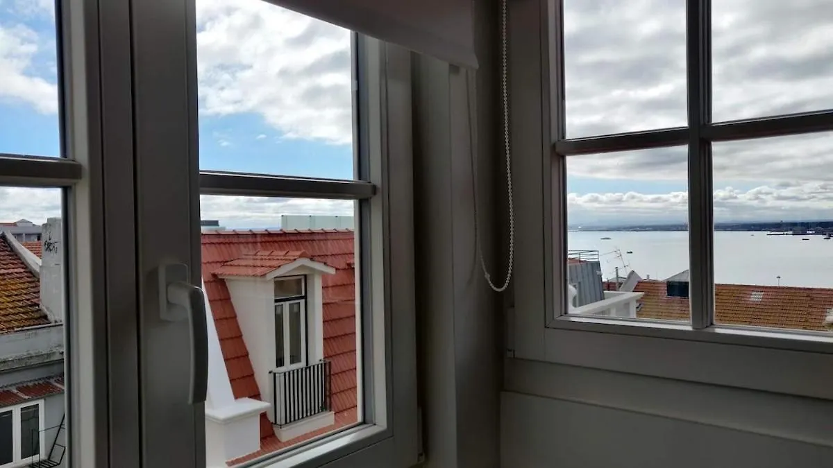 Tejo Riverside Chill Duplex Apartment Lisbon